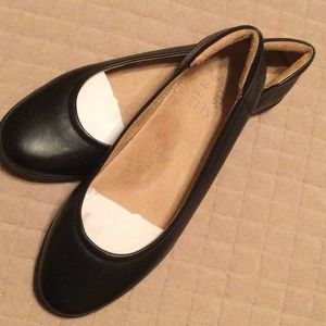 NWT black leather flats